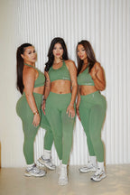 OLIVE TOP