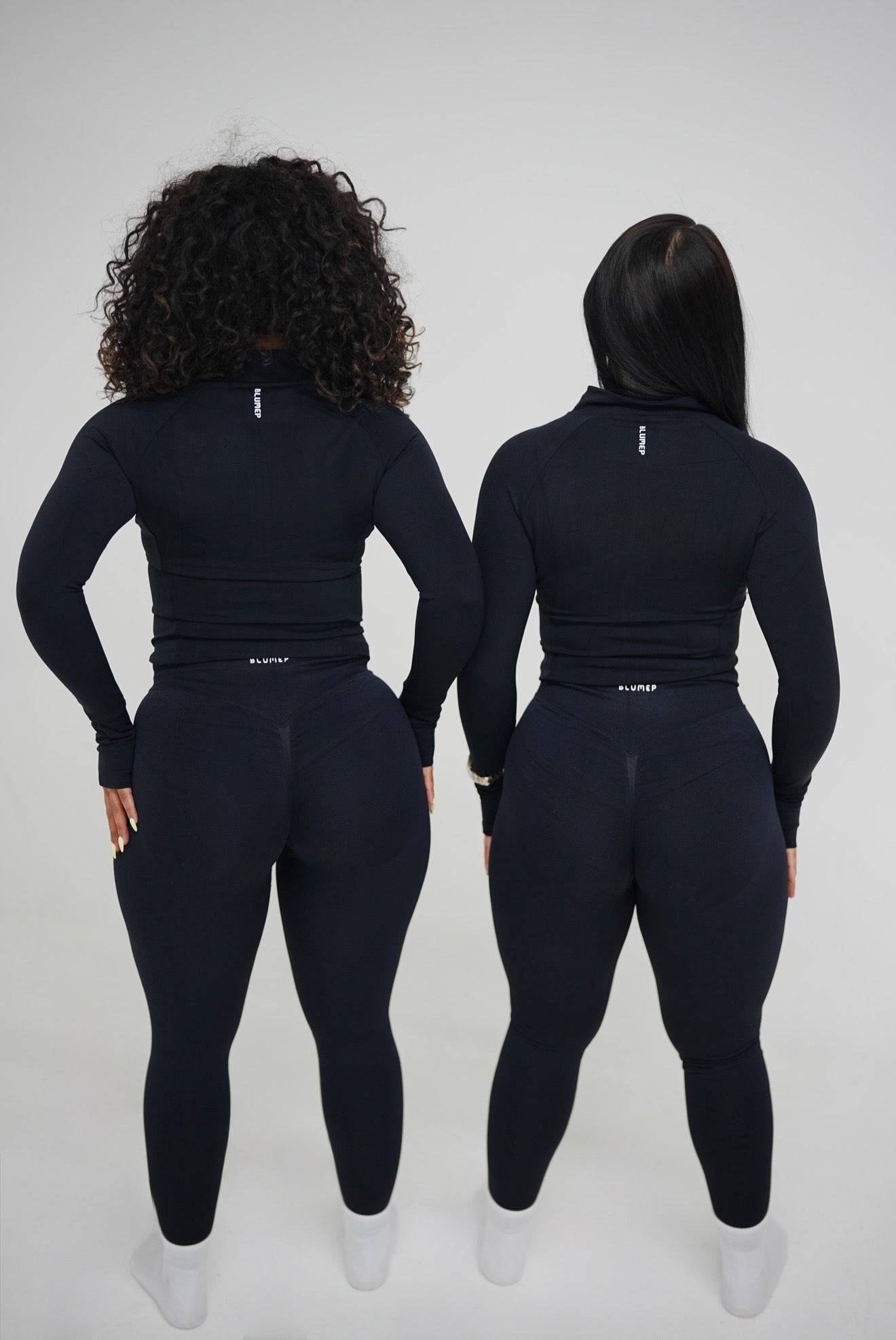 BLACK LEGGINGS