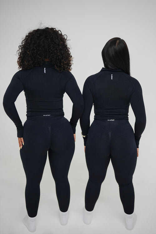 BLACK LEGGINGS