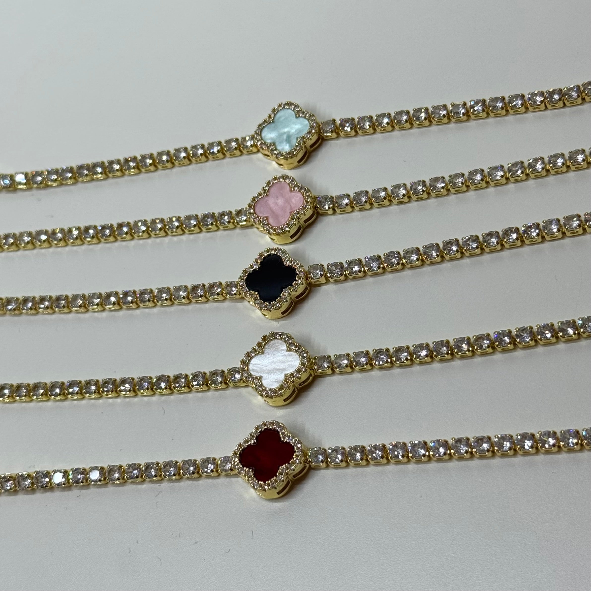 Diamond Clover B