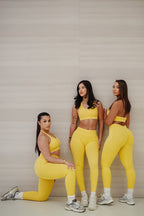 YELLOW LEGGINGS