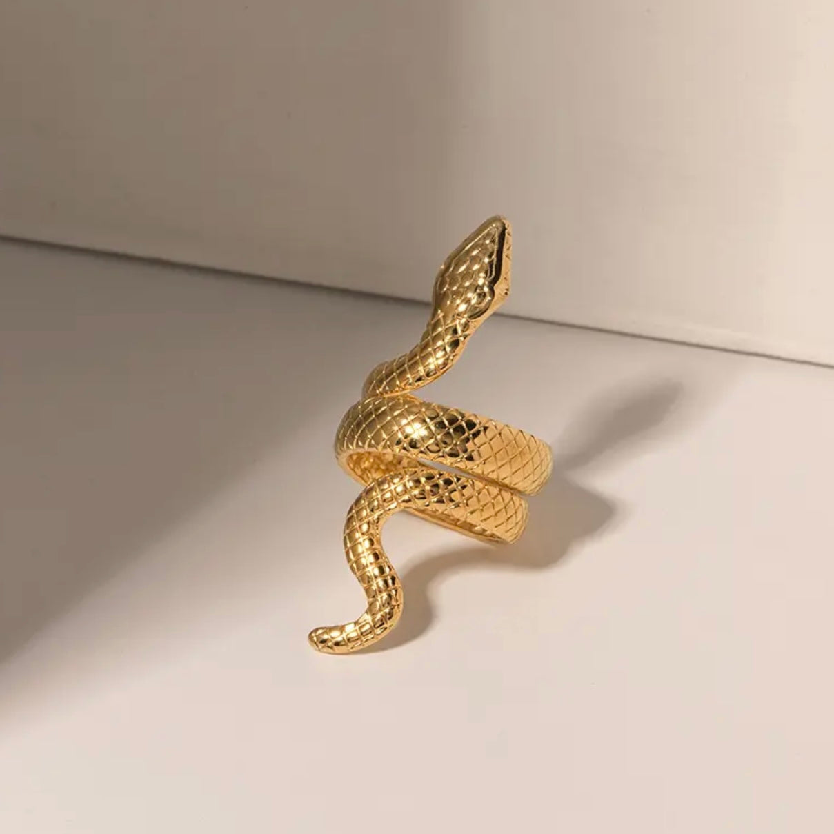 Snake rings