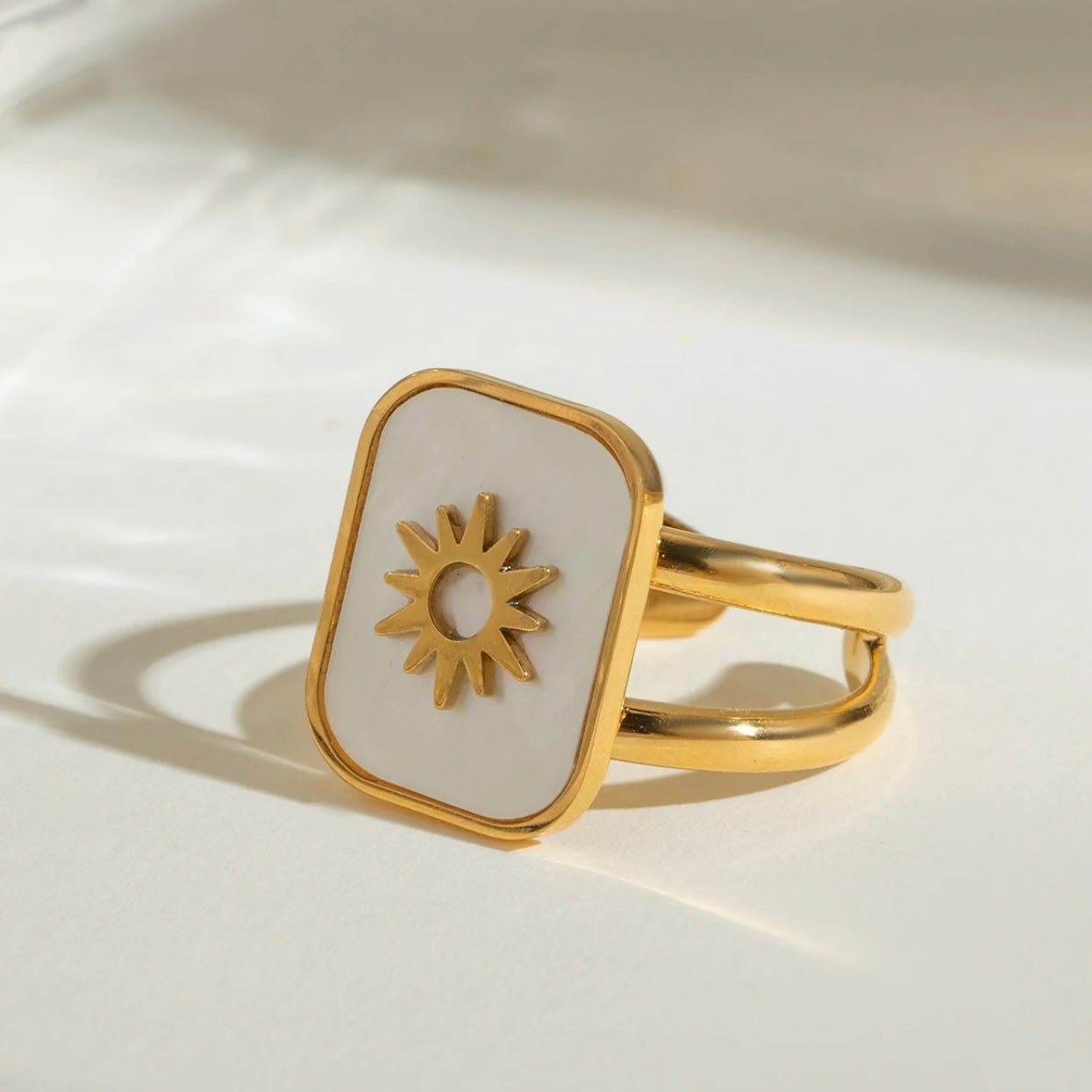 Sunrise ring