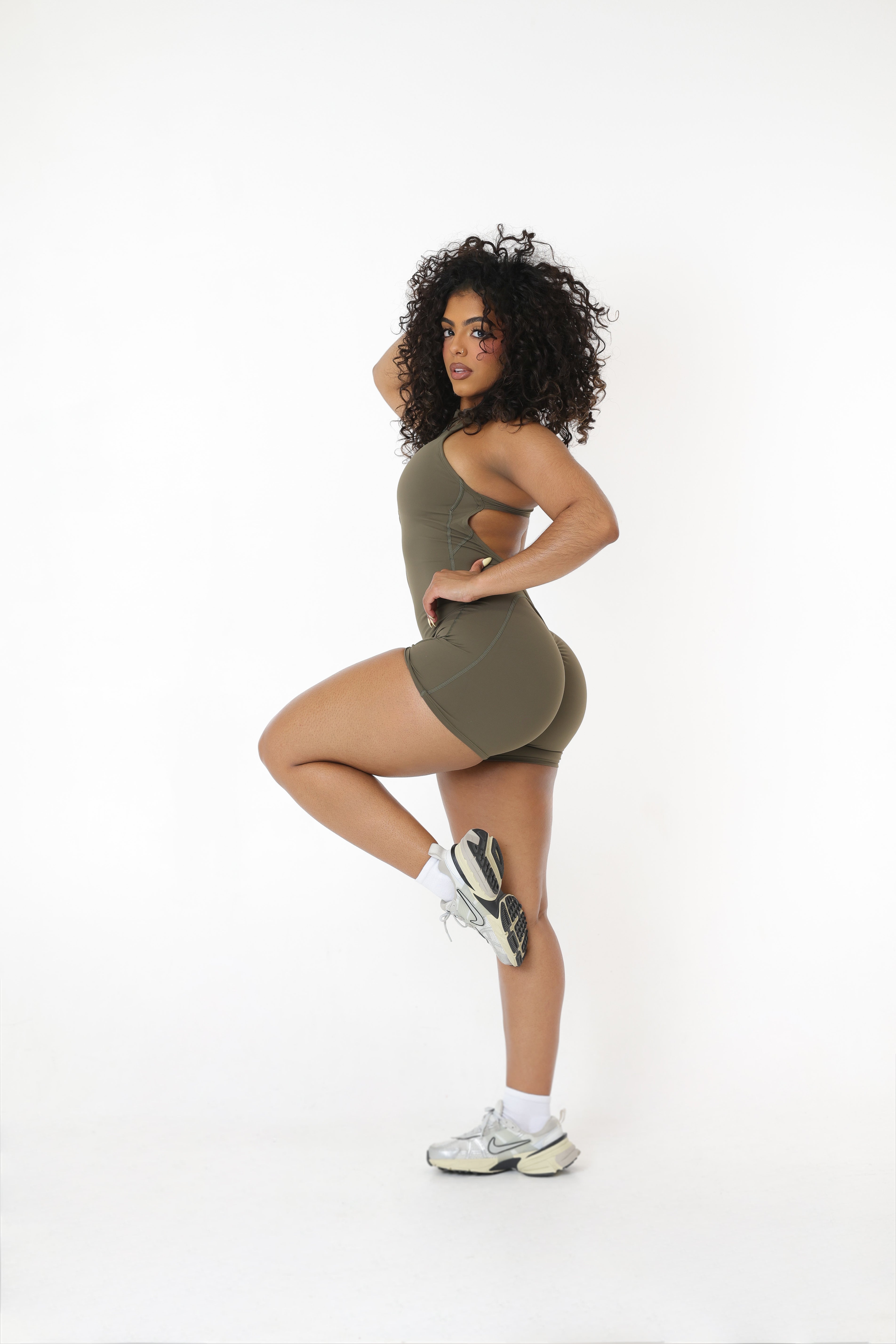 OLIVE SHORT JUMPSUIT